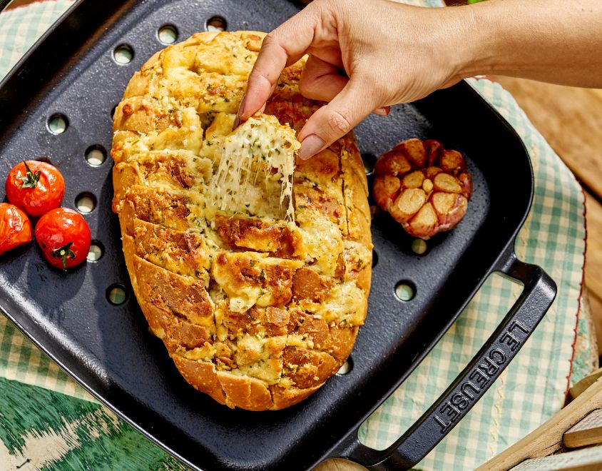 P&atilde;o de Alho Gratinado
